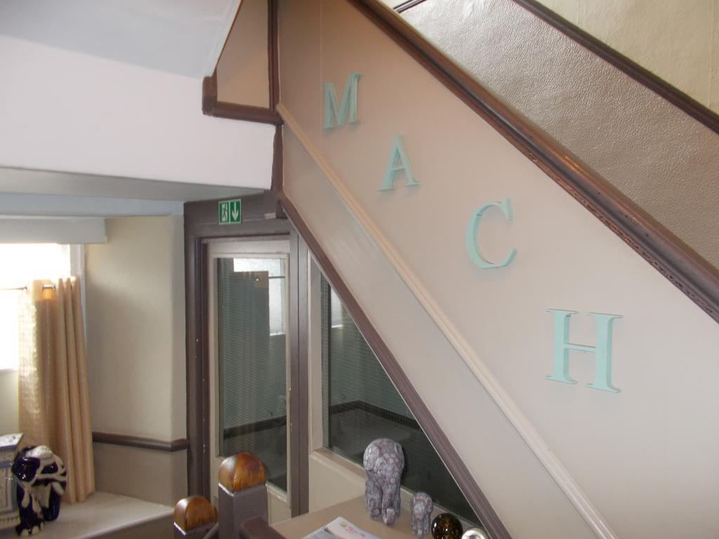 The White Lion Hotel Machynlleth Exteriör bild